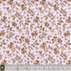 Tissu patchwork fleuris sur fond parme  - 18040