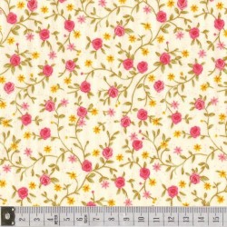 Tissu patchwork fleuris sur fond jaune clair - 18044